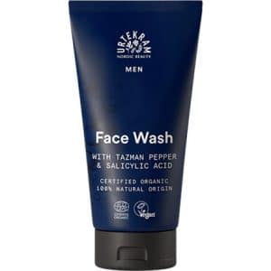 Voordelen van Urtekram Men Face Wash: Grondige Reiniging: De formule reinigt diep, verwijdert onzuiverheden en overtollig talg, en laat de huid schoon en verfrist achter. Mannelijke Verzorging: Afgestemd op de behoeften van de mannenhuid, biedt deze face wash een effectieve verzorging zonder de natuurlijke balans van de huid te verstoren. Verkwikkende Sensatie: De frisse, natuurlijke geur zorgt voor een verkwikkende reinigingservaring die de huid verfrist en revitaliseert. Natuurlijke Ingrediënten: Urtekram gebruikt natuurlijke en biologische ingrediënten, vrij van agressieve chemicaliën, om een zachte en verzorgende formule te bieden. Geschikt voor Dagelijks Gebruik: Deze face wash is ideaal voor dagelijks gebruik, perfect als onderdeel van een simpele en effectieve huidverzorgingsroutine.